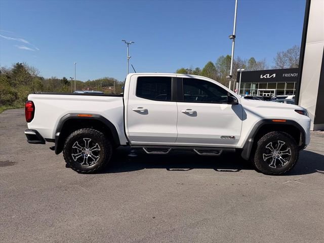 Used 2024 GMC Canyon AT4 image 16