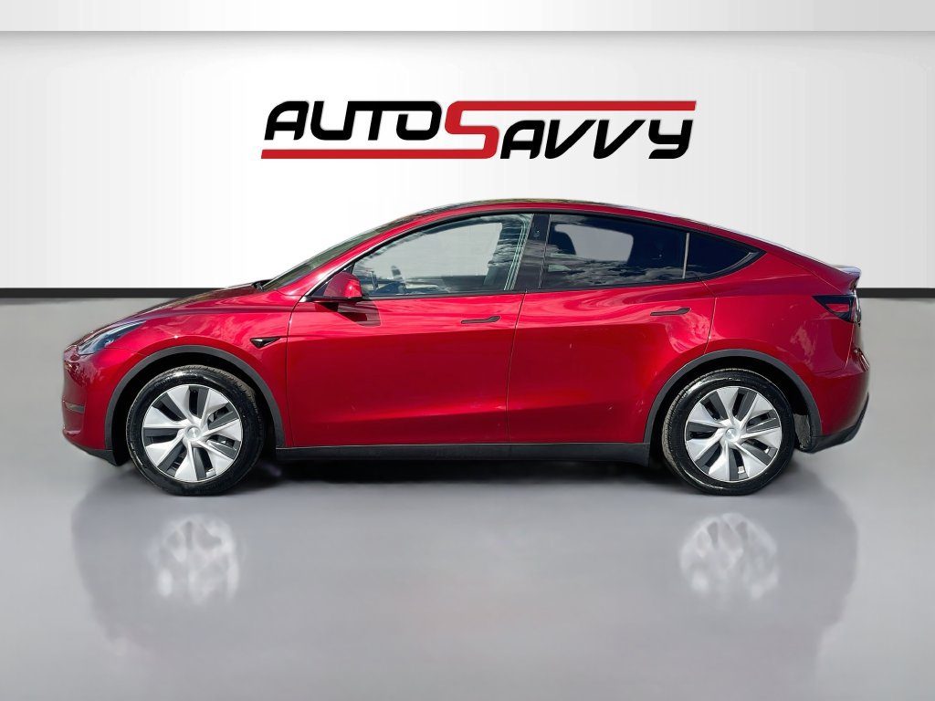 Used 2024 Tesla Model Y Long Range AWD/4WD image 4
