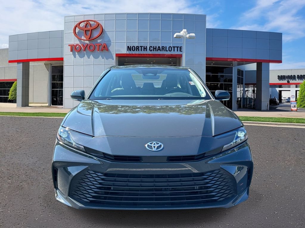 Used 2025 Toyota Camry LE w/ Convenience Package FWD image 3