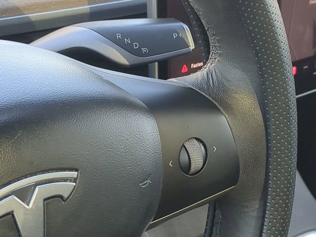 Used 2022 Tesla Model Y Performance image 28