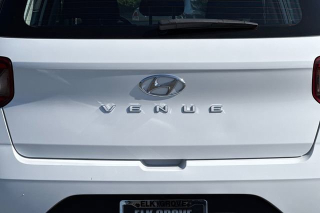 Used 2025 Hyundai Venue SEL FWD image 47