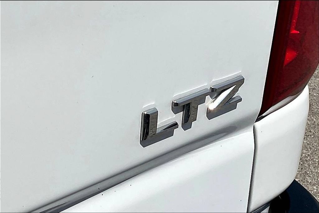 Used 2024 Chevrolet Silverado 2500 LTZ w/ LTZ Premium Package AWD/4WD image 29