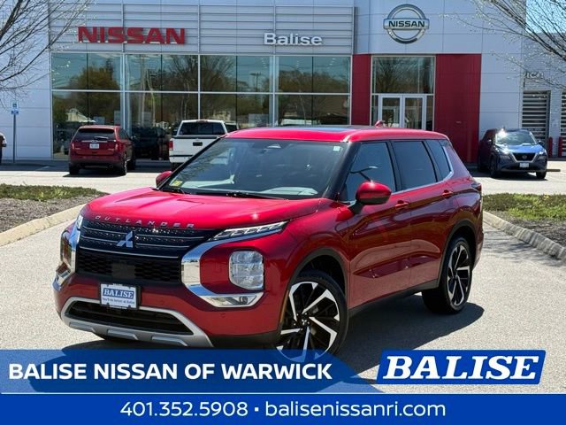 Used 2024 Mitsubishi Outlander SE AWD/4WD image 1