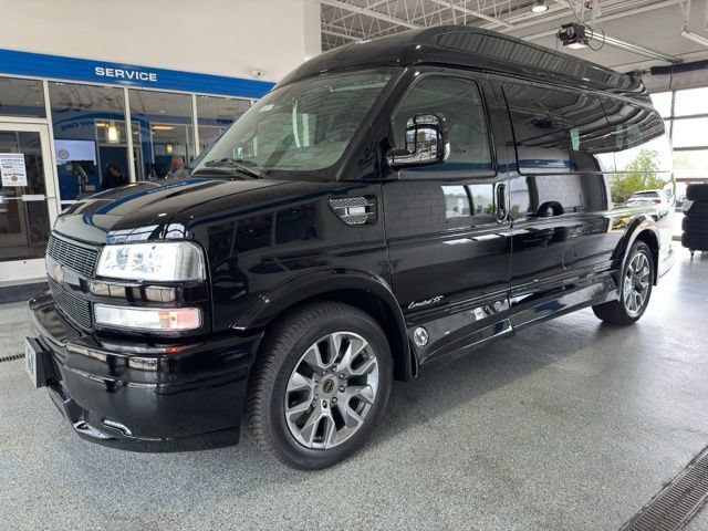 New 2026 Chevrolet Express 2500 w/ Driver Convenience Package RWD image 4