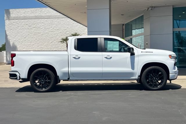Used 2024 Chevrolet Silverado 1500 RST w/ Convenience Package II RWD image 3