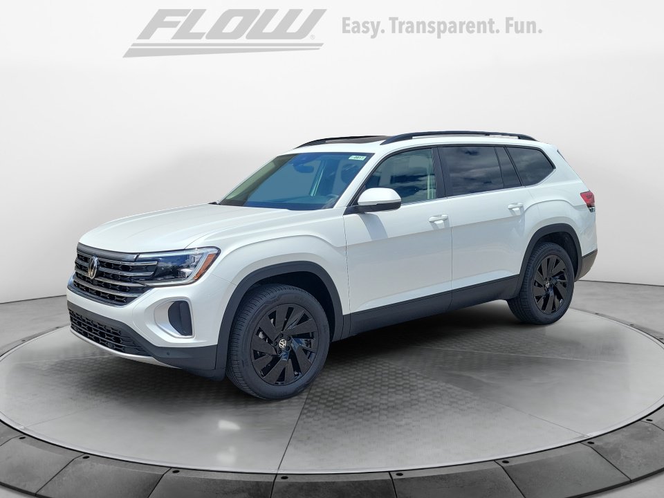 New 2026 Volkswagen Atlas SE FWD image 3