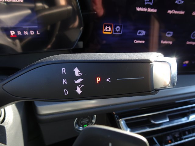 New 2027 Chevrolet Traverse LT w/ Sun and Wheel Package FWD image 11
