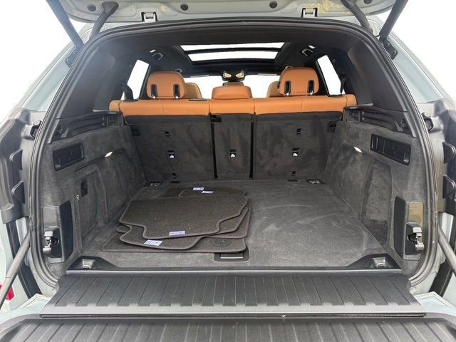 Used 2025 BMW X5 xDrive40i w/ M Sport Package image 26