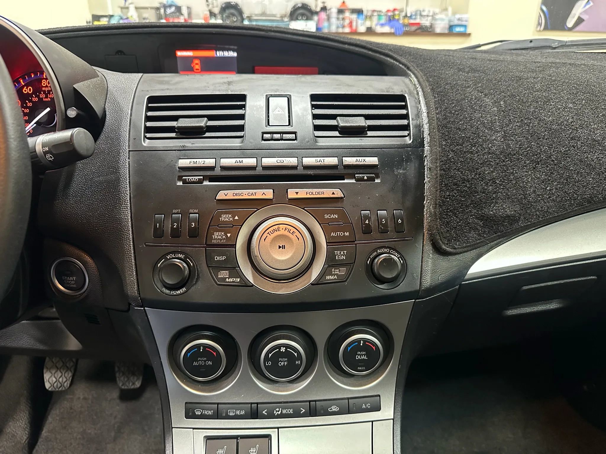 Used 2010 MAZDA MAZDA3 s Grand Touring image 31