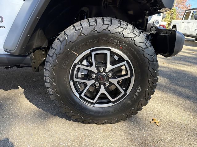 New 2026 Jeep Wrangler Unlimited Rubicon w/ Safety Group image 14