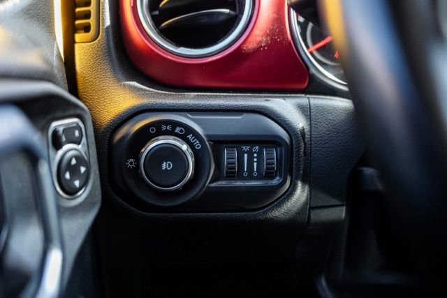 Used 2021 Jeep Wrangler Unlimited Rubicon AWD/4WD image 19