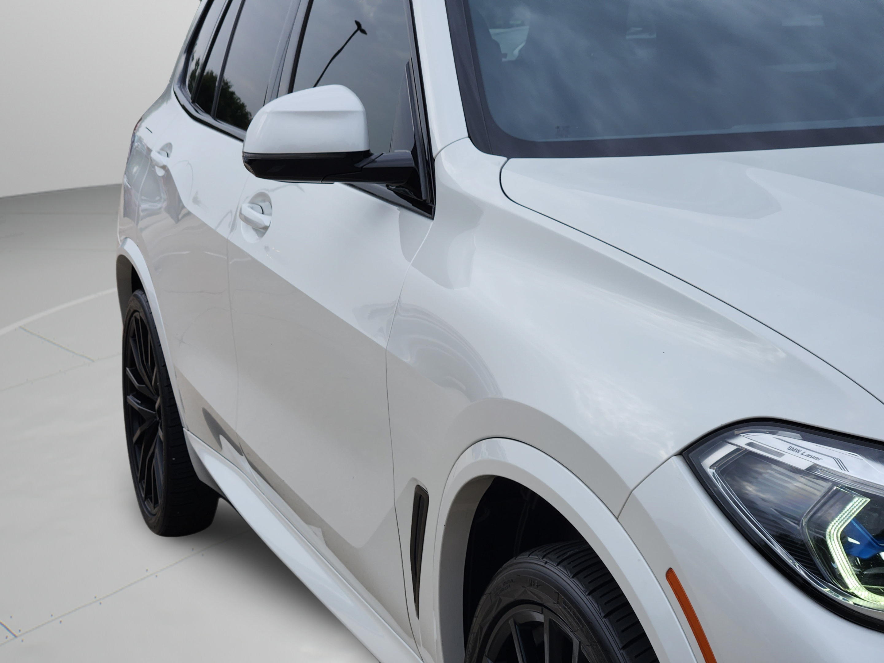 Used 2022 BMW X5 M50i w/ Executive Package AWD/4WD image 40