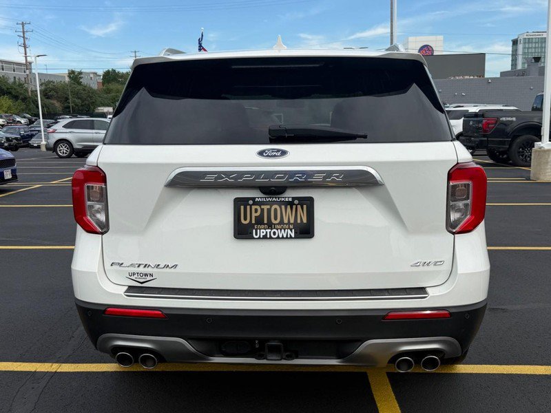 Certified 2023 Ford Explorer Platinum w/ Technology Package AWD/4WD image 5