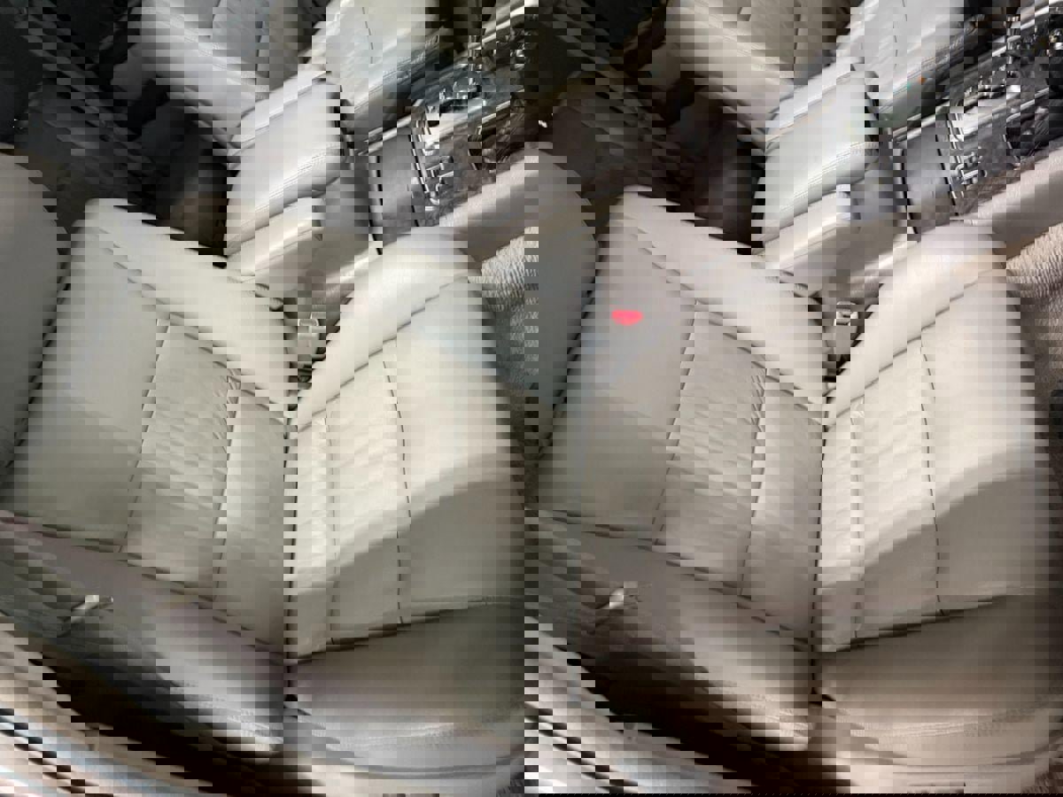 Used 2007 Toyota Land Cruiser image 21