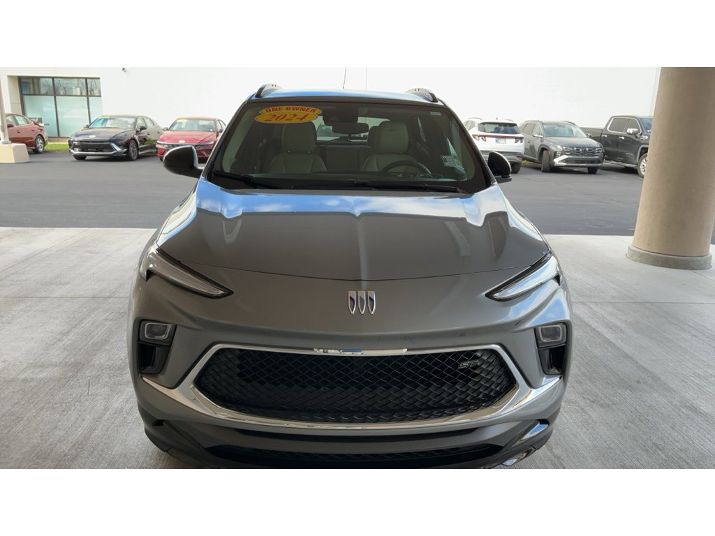 Used 2024 Buick Encore GX Sport Touring w/ Black Roof Package image 1