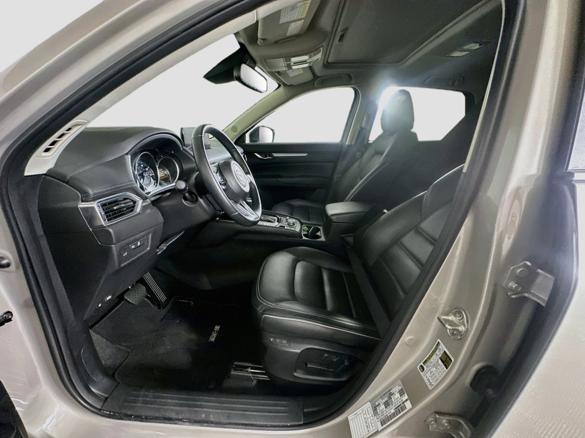 Used 2025 MAZDA CX-5 AWD 2.5 S w/ Preferred Package image 13