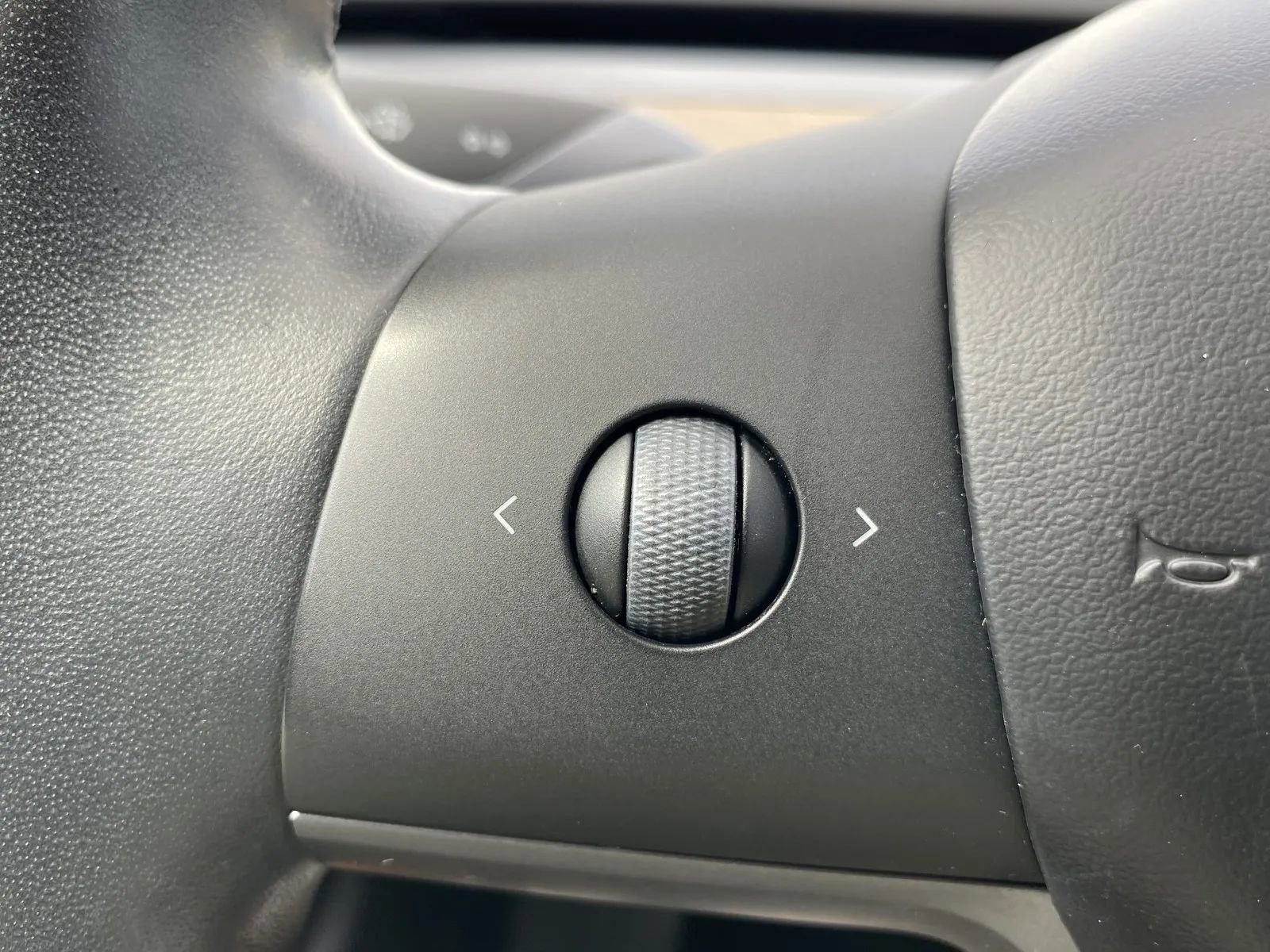 Used 2019 Tesla Model 3 image 18
