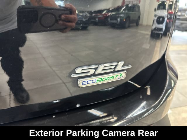 Used 2017 Ford Edge SEL w/ Equipment Group 201A FWD image 8