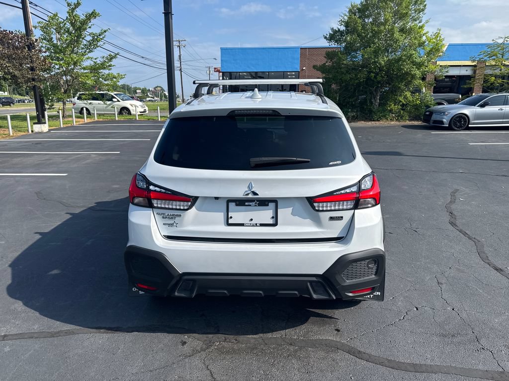Used 2024 Mitsubishi Outlander Sport SE AWD/4WD image 4