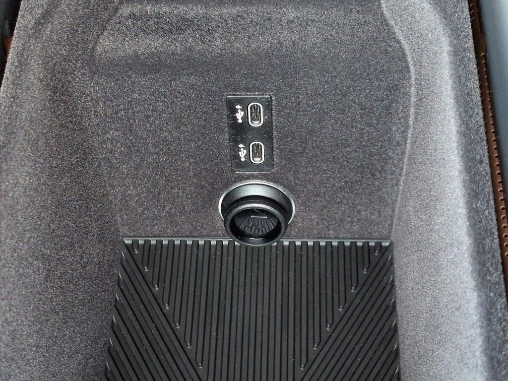 New 2026 BMW 740i xDrive AWD/4WD image 22