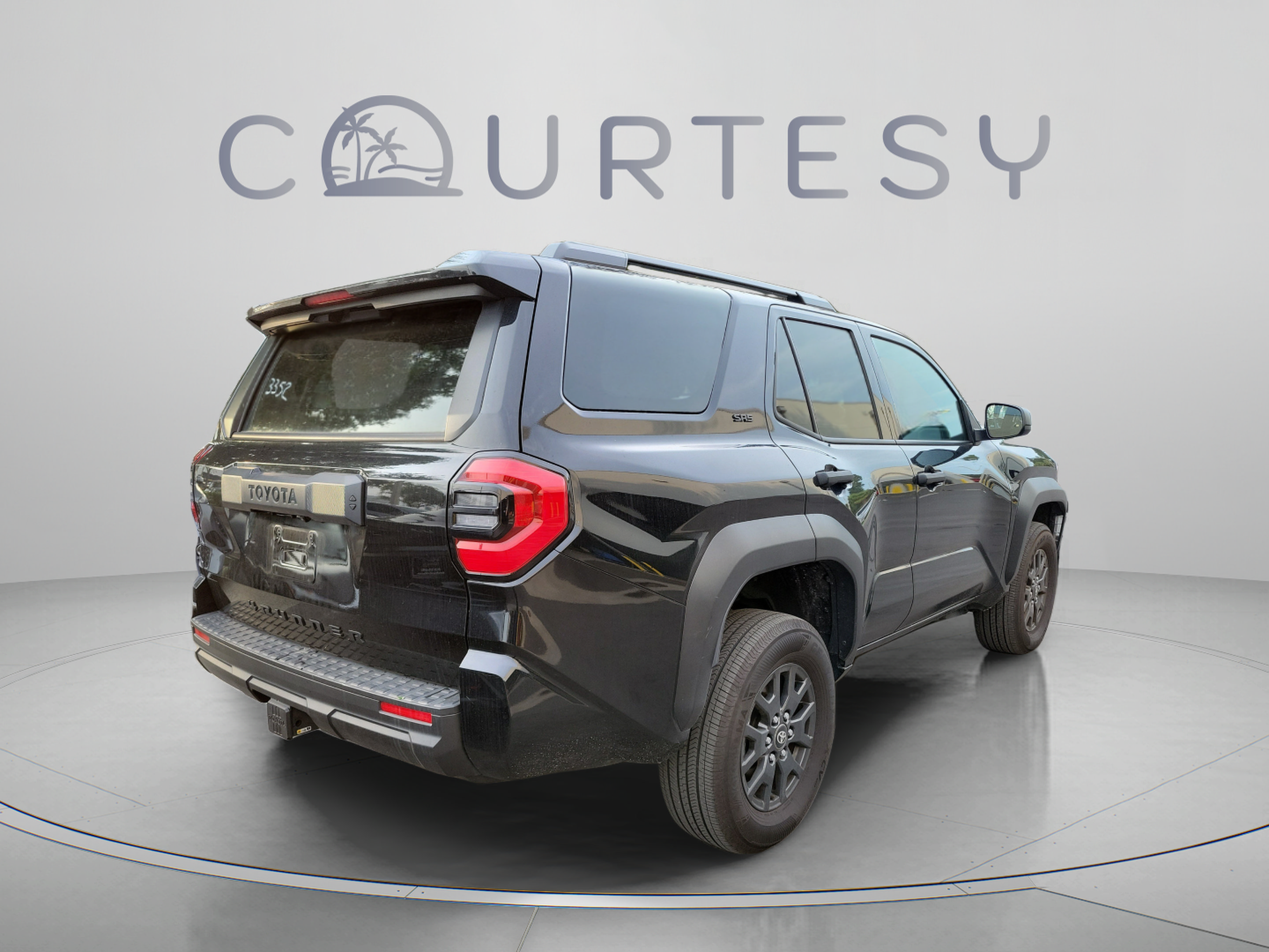 Used 2025 Toyota 4Runner SR5 AWD/4WD image 14