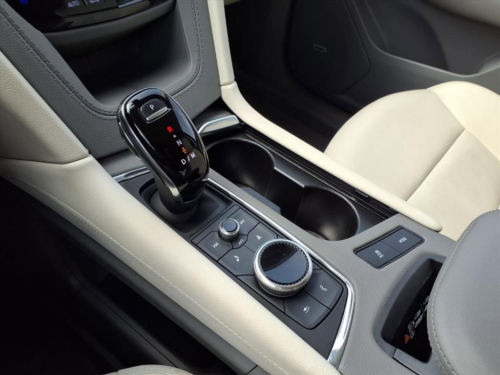 Used 2023 Cadillac XT6 Premium Luxury w/ Technology Package image 21