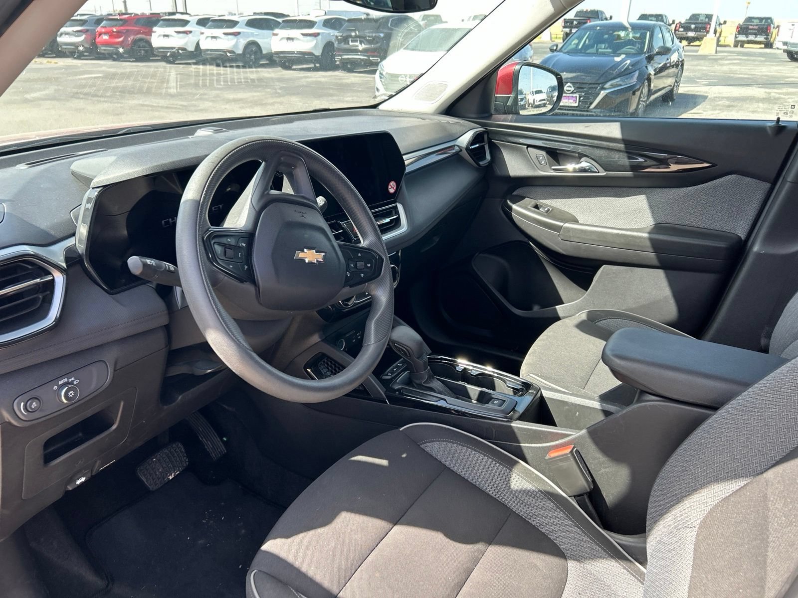 Used 2024 Chevrolet TrailBlazer LT AWD/4WD image 10