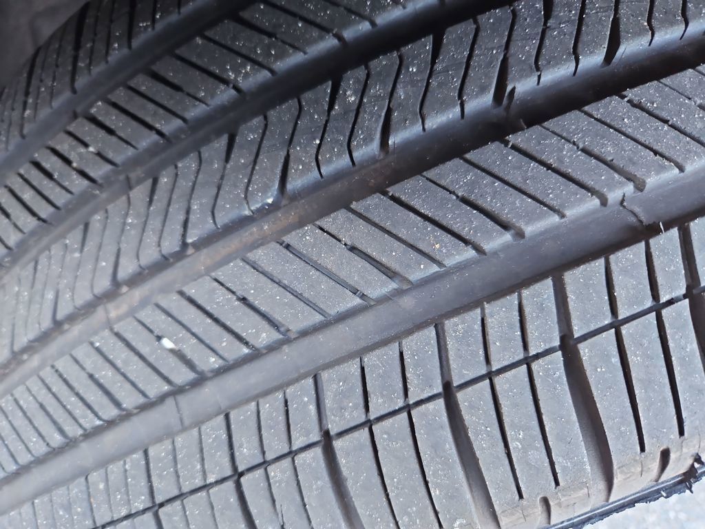 Used 2023 Land Rover Range Rover Long Wheelbase SE image 42