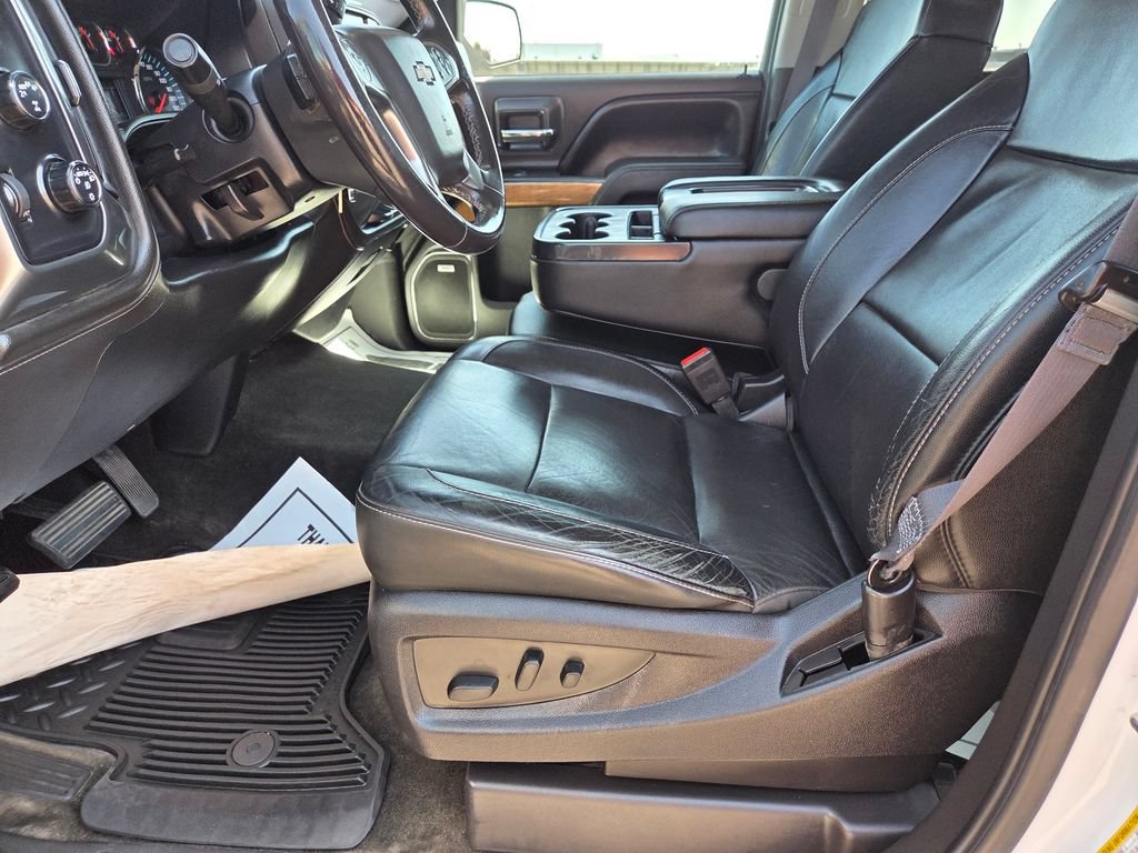 Used 2017 Chevrolet Silverado 1500 LTZ w/ Sport Package AWD/4WD image 16