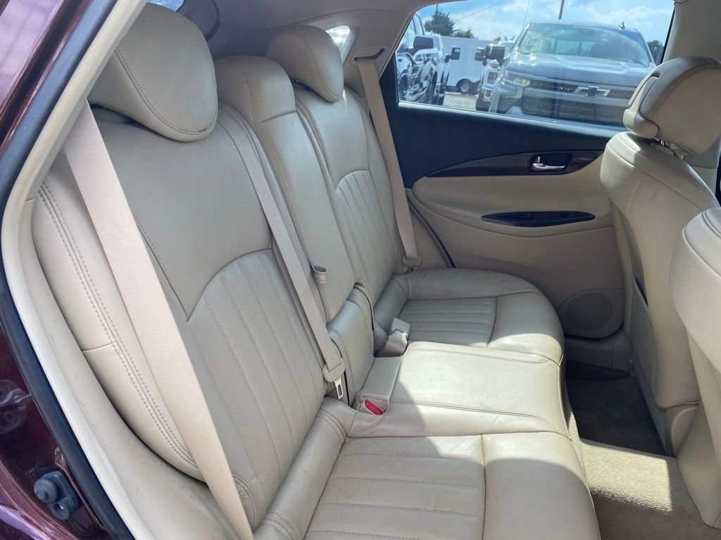 Used 2016 INFINITI QX50 2WD w/ Deluxe Touring Package image 21