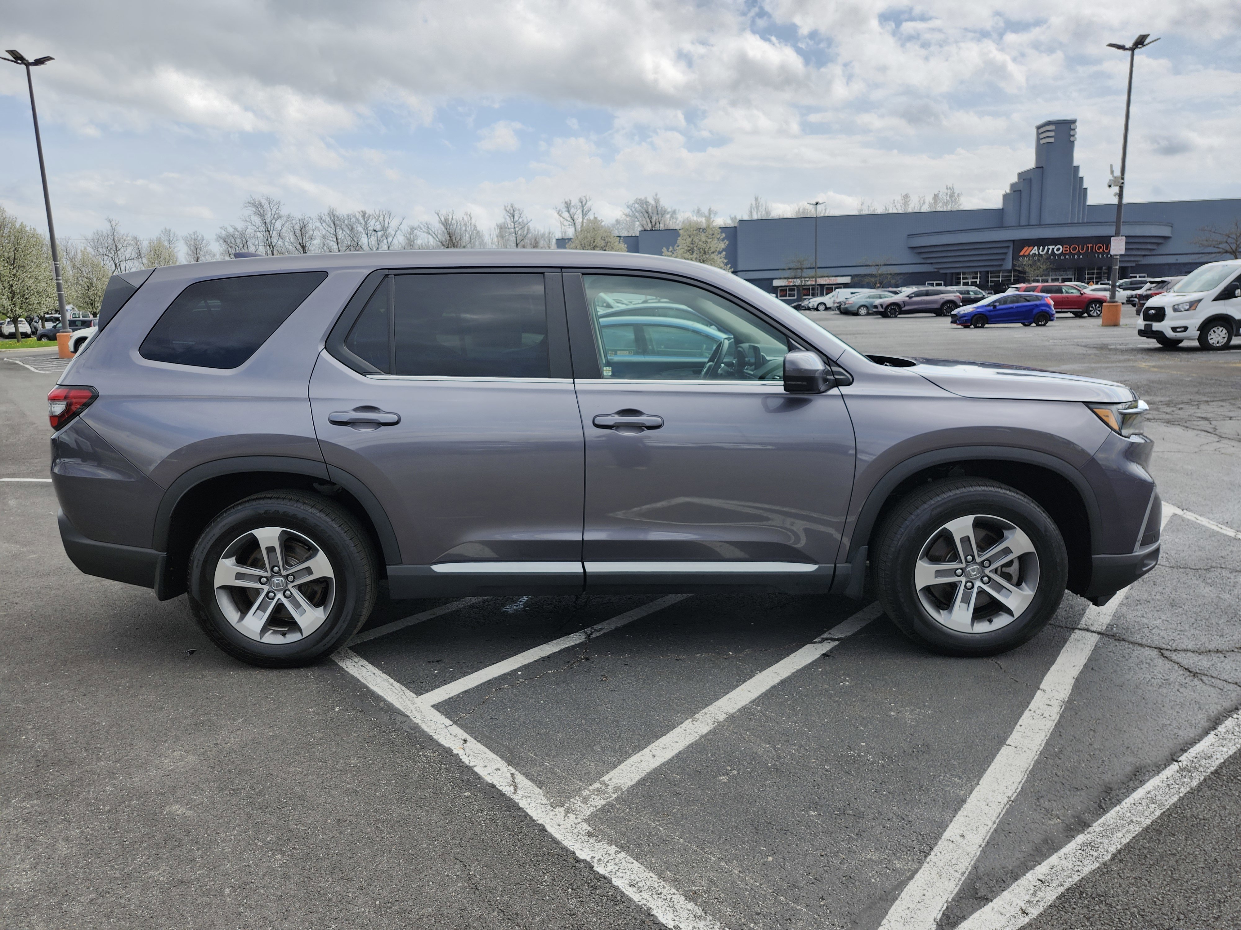 Used 2023 Honda Pilot EX-L image 19