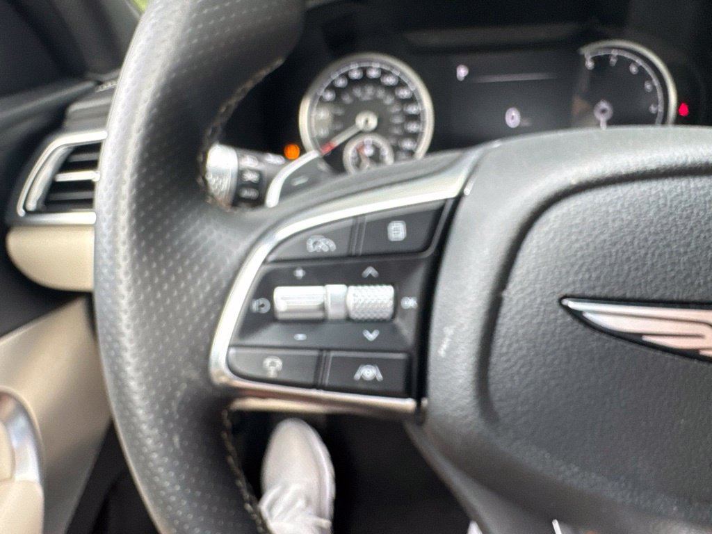Used 2026 Genesis G70 2.5T RWD image 19