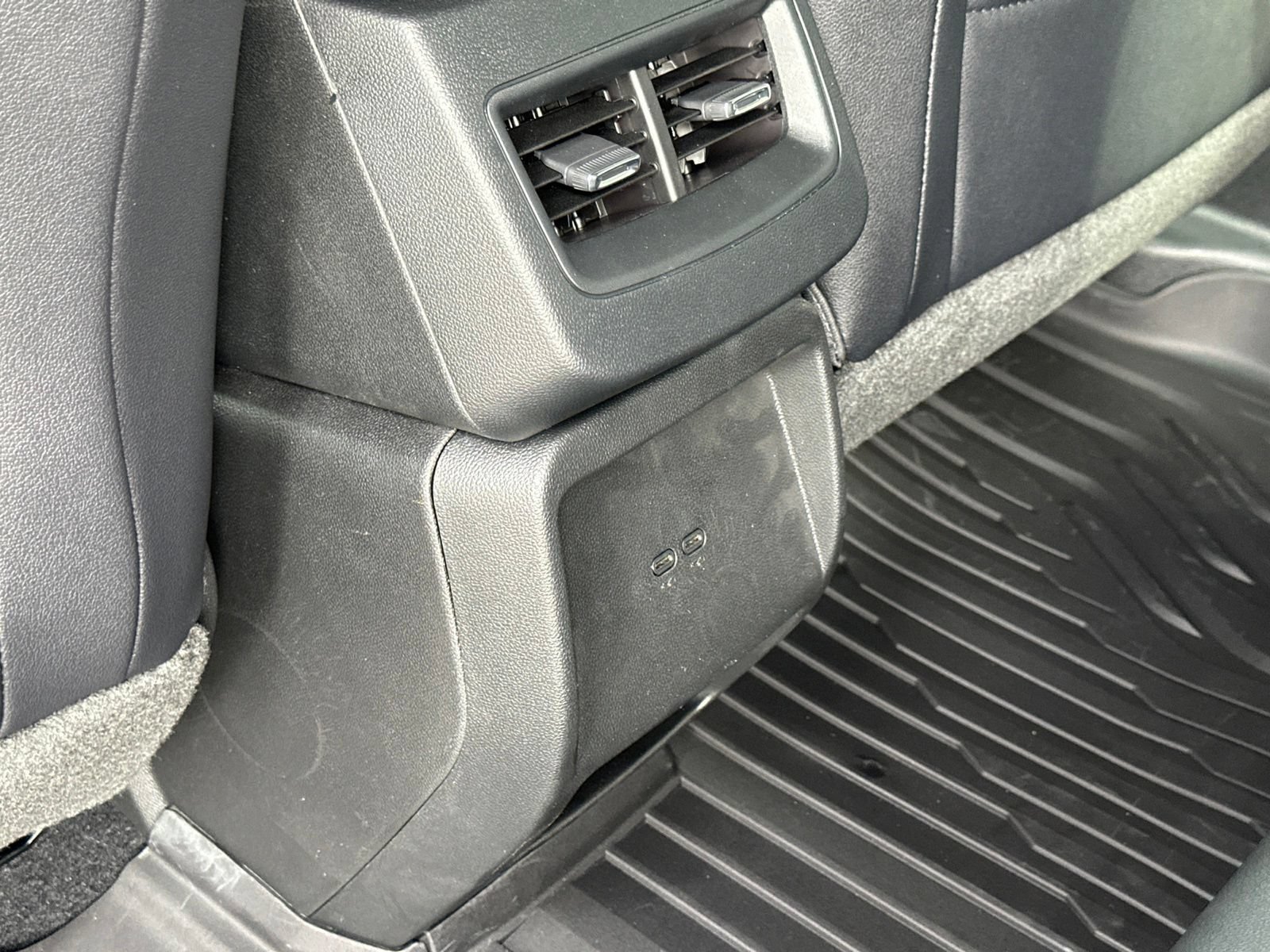 New 2026 Chevrolet Equinox EV LT FWD image 14