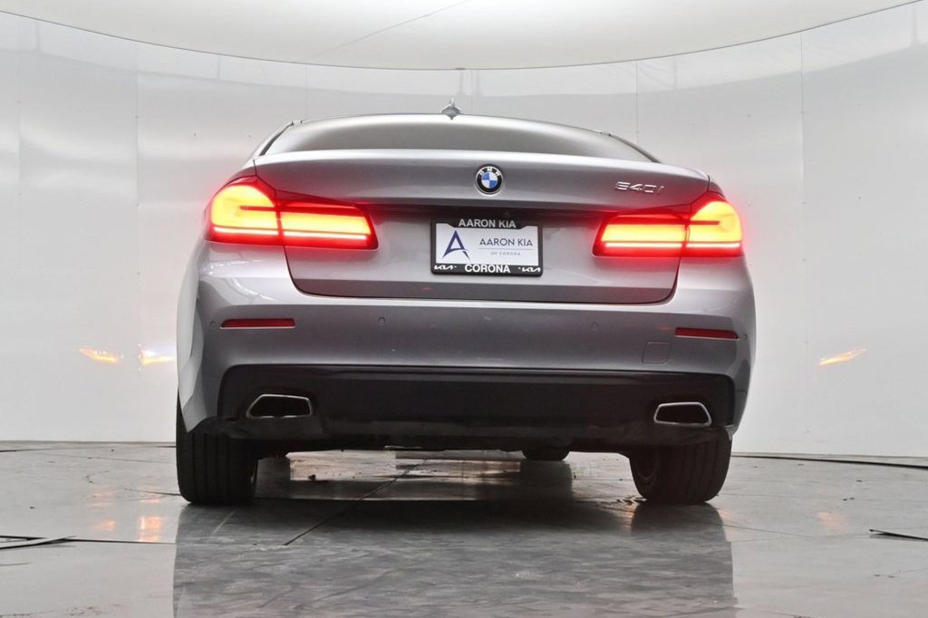 Used 2023 BMW 540i w/ Convenience Package RWD image 18
