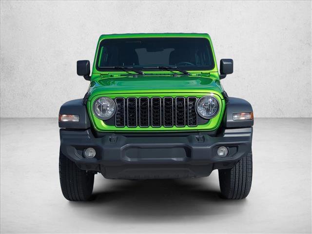 Used 2025 Jeep Wrangler Sport video 2