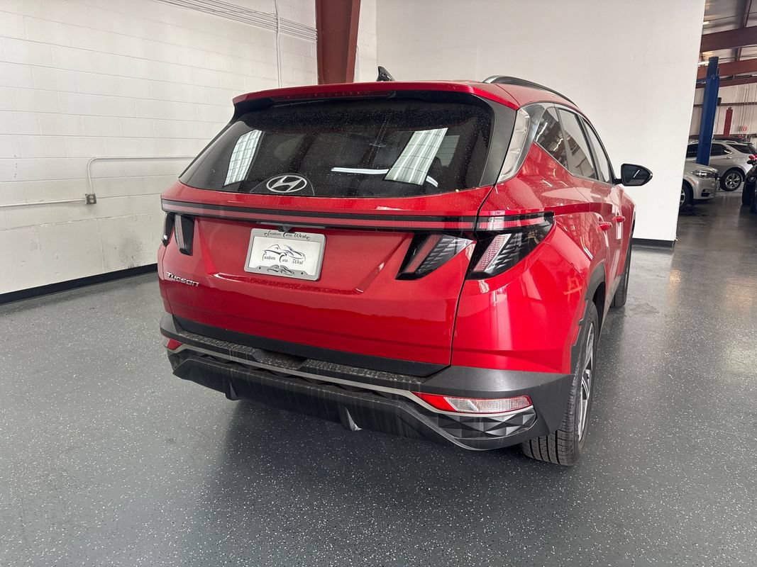 Used 2022 Hyundai Tucson SEL w/ Convenience + Premium Package FWD image 4