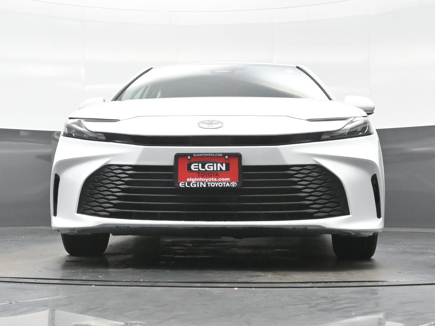 Used 2025 Toyota Camry LE FWD image 27