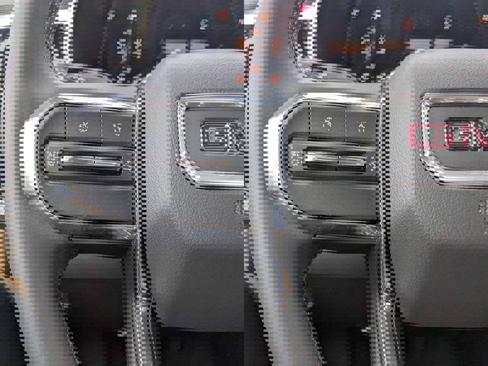 New 2026 GMC Canyon Elevation w/ Convenience Package image 12