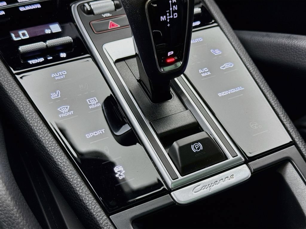 Certified 2023 Porsche Cayenne AWD/4WD image 21