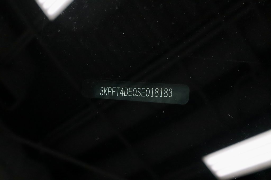 Used 2025 Kia K4 LXS image 31