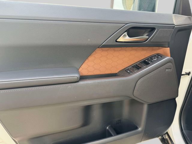 Certified 2024 Lexus GX 550 w/ Accessory Package (2T) AWD/4WD image 22