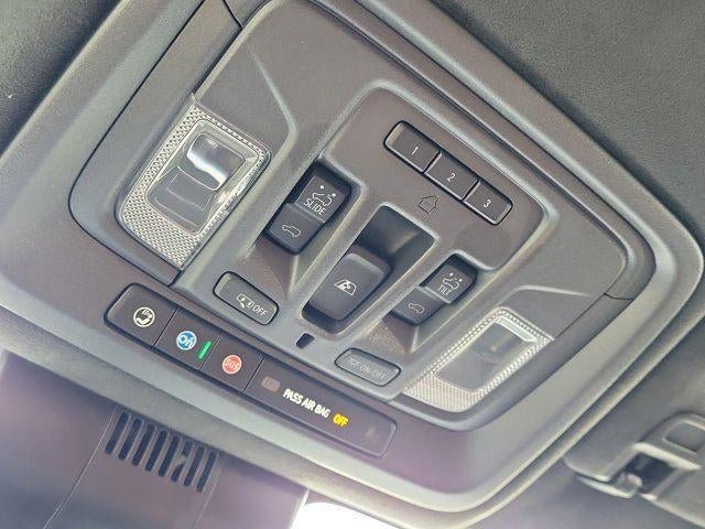 Used 2024 GMC Sierra 3500 Denali Ultimate image 33