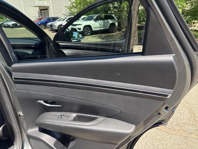 Used 2022 Hyundai Tucson SEL w/ Cargo Package AWD/4WD image 28