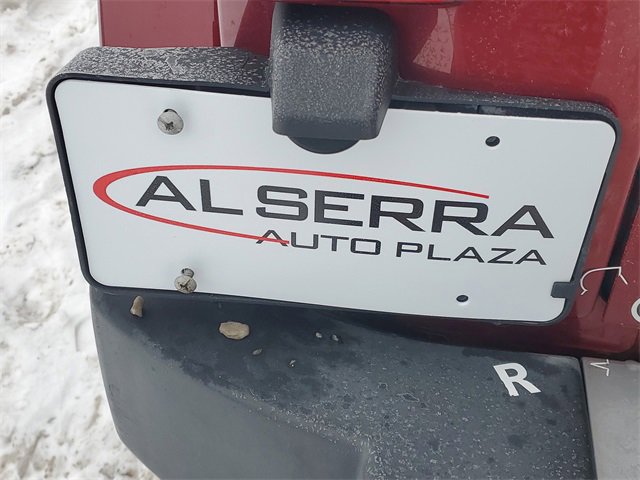 Used 2011 Jeep Wrangler Unlimited Sahara w/ Connectivity Group image 6