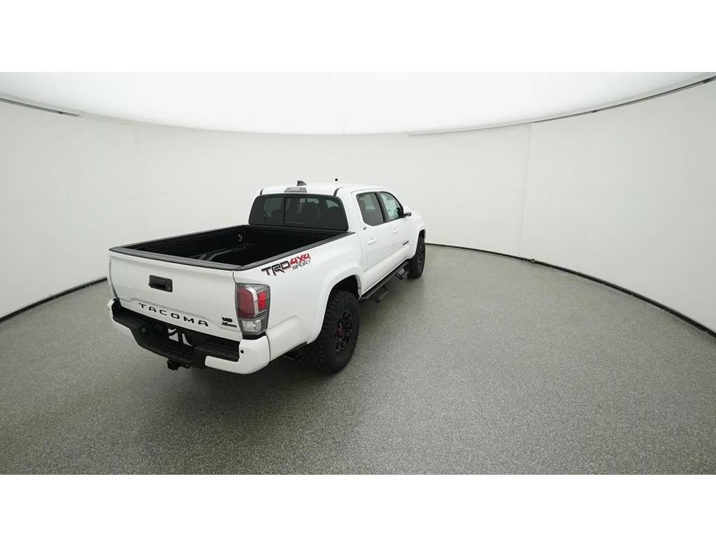 Used 2022 Toyota Tacoma TRD Sport w/ Technology Package AWD/4WD image 9