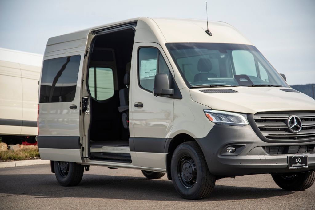 New 2026 Mercedes-Benz Sprinter 2500 image 6