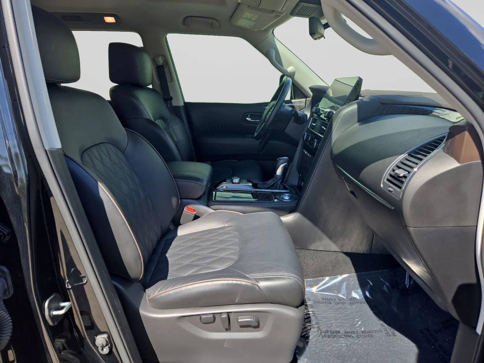 Used 2023 Nissan Armada Platinum RWD image 35