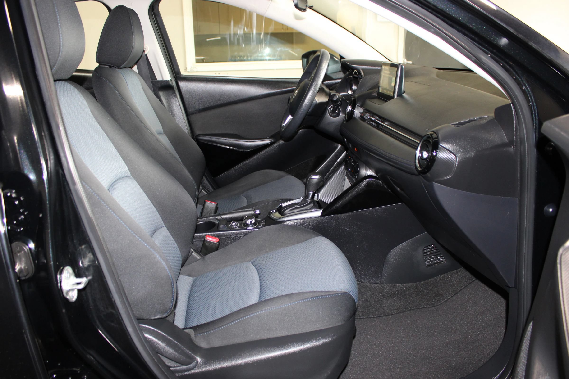 Used 2016 Scion iA FWD image 26