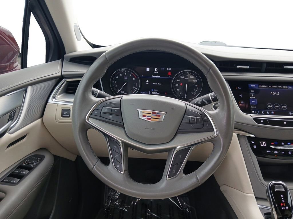 Used 2021 Cadillac XT5 Premium Luxury FWD image 12