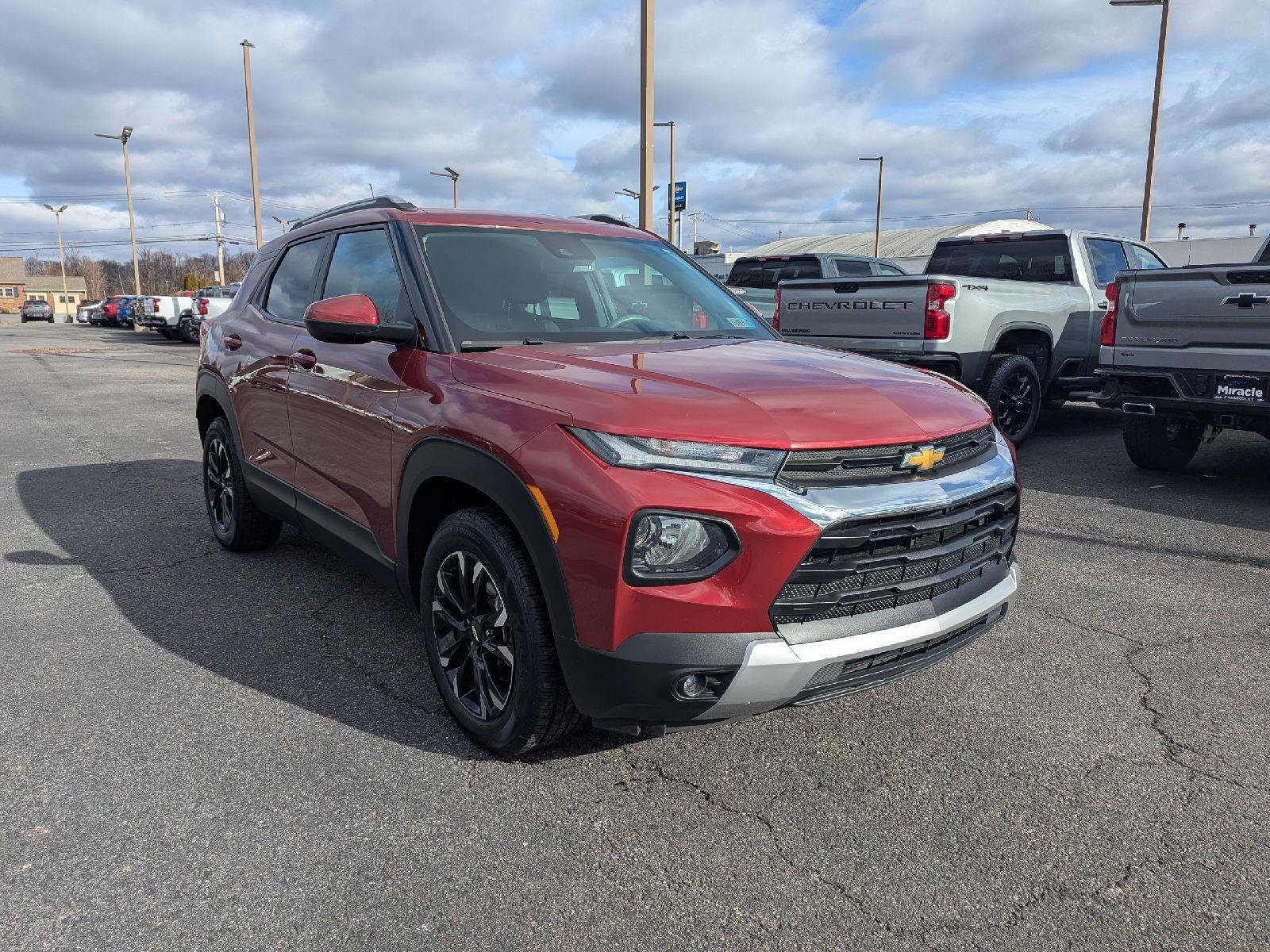Certified 2022 Chevrolet TrailBlazer LT w/ Convenience Package image 33